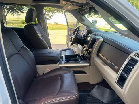 Used 2014 RAM 3500 Laramie Longhorn AWD/4WD image 28