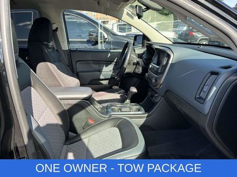 Used 2020 Chevrolet Colorado Z71 AWD/4WD image 2