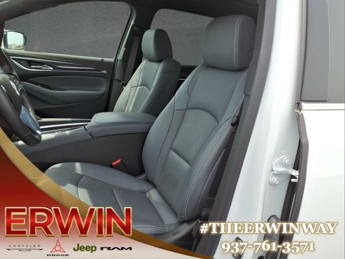 Used 2023 Buick Enclave Essence w/ Experience Buick Package FWD image 12