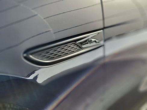 Used 2025 Jaguar F-PACE R-Dynamic S image 40