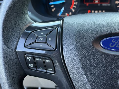 Used 2019 Ford Explorer FWD image 18