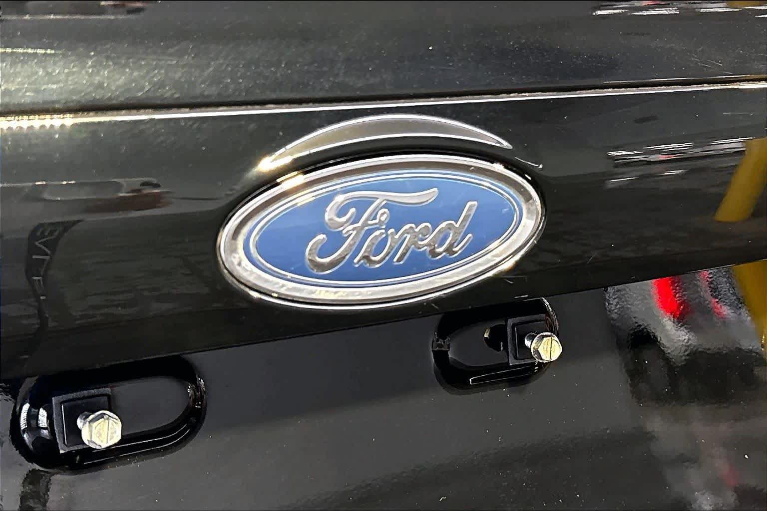 Used 2017 Ford Fiesta S FWD image 32