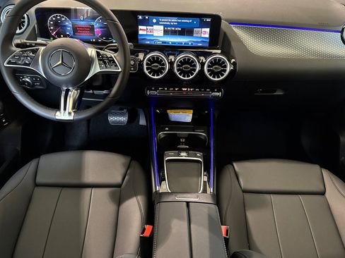 New 2025 Mercedes-Benz GLA 250 image 16