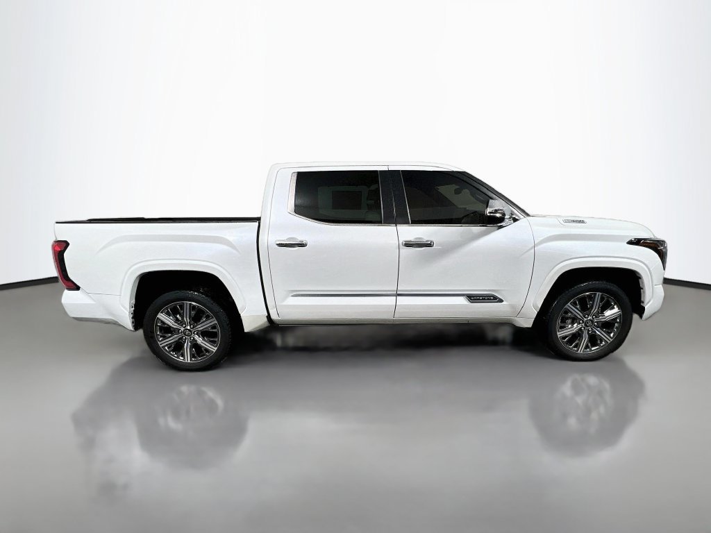 Used 2025 Toyota Tundra Capstone AWD/4WD image 2