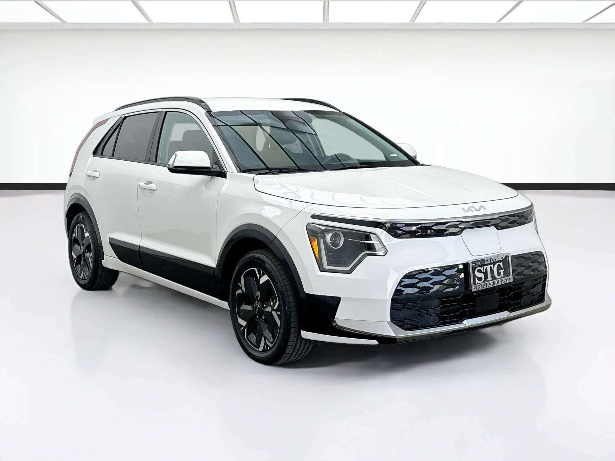 Used 2025 Kia Niro Wind FWD image 3