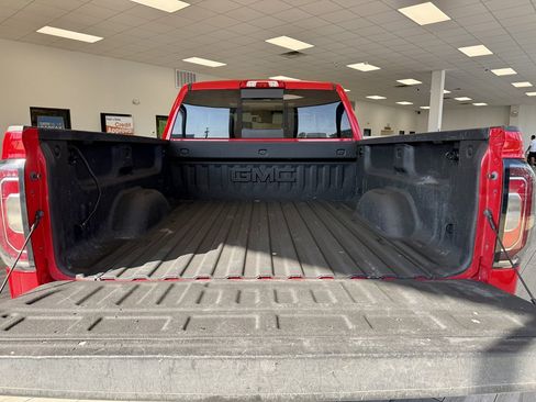 Used 2017 GMC Sierra 1500 SLT AWD/4WD image 9