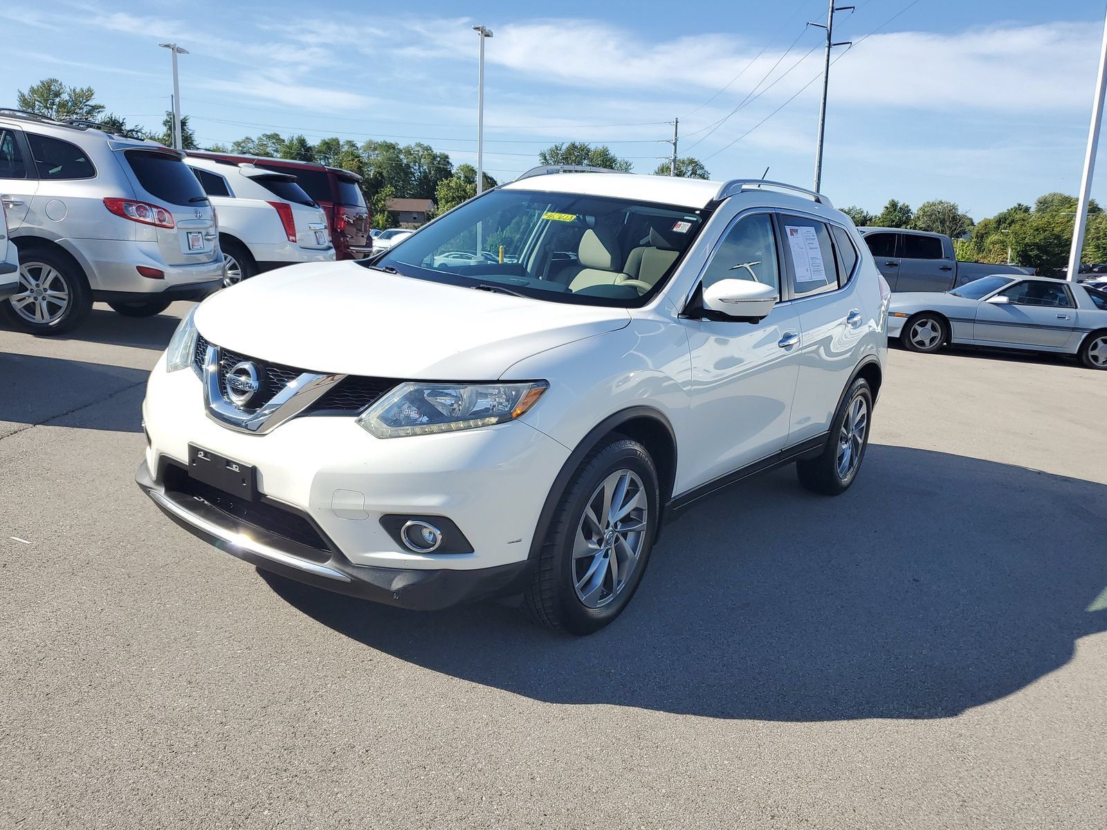 Used 2014 Nissan Rogue SL AWD/4WD image 2