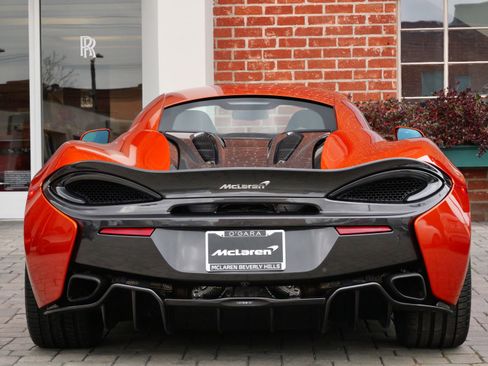 Used 2019 McLaren 570S Coupe RWD image 5