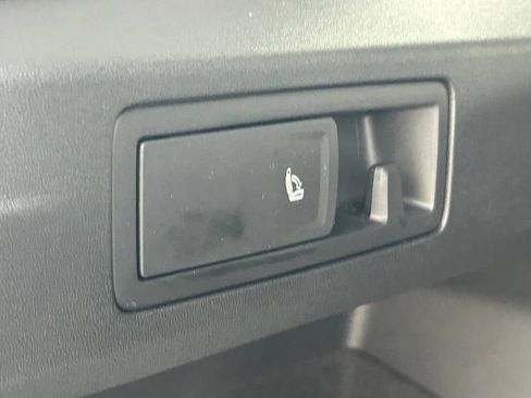 Certified 2026 Volkswagen Tiguan S FWD image 38