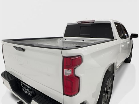 Used 2021 Chevrolet Silverado 1500 RST w/ Convenience Package II image 12