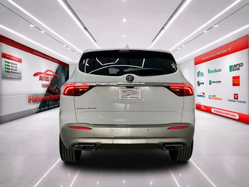 Used 2022 Buick Enclave Premium AWD/4WD image 7