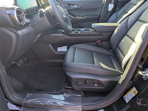 New 2026 Chevrolet Equinox LT image 11