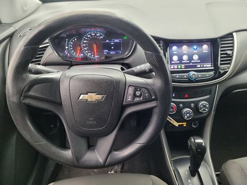 Used 2020 Chevrolet Trax LS image 22