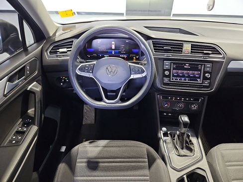 Certified 2023 Volkswagen Tiguan S FWD image 14