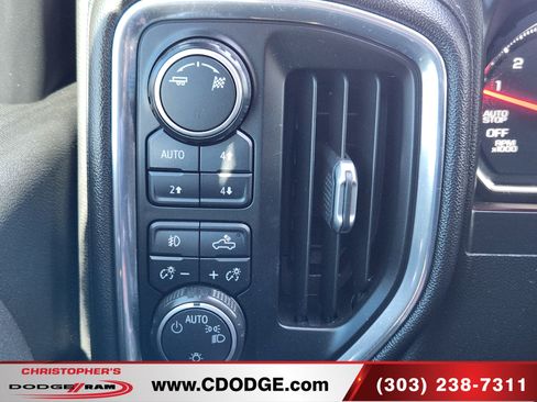 Used 2019 Chevrolet Silverado 1500 LT Trail Boss AWD/4WD image 27