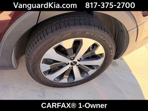 Used 2022 Kia Telluride S image 11