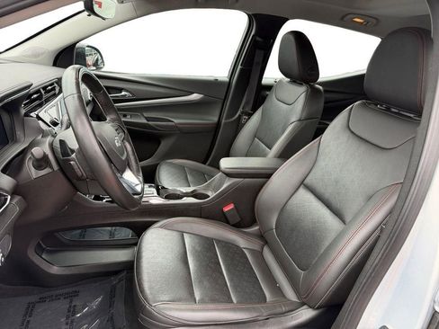 Used 2023 Chevrolet Bolt EUV Premier w/ Sun & Sound Package image 9
