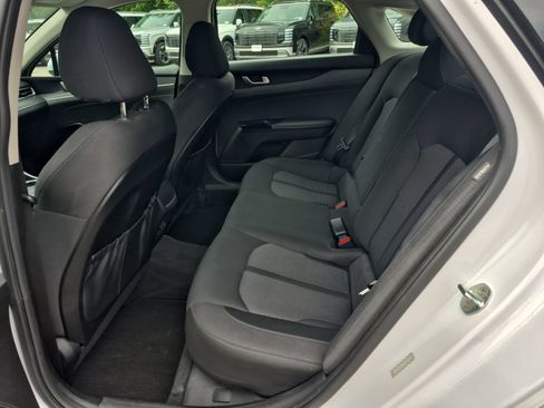 Used 2022 Kia K5 LXS FWD image 24
