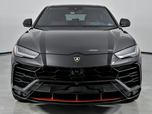 Used 2020 Lamborghini Urus image 5