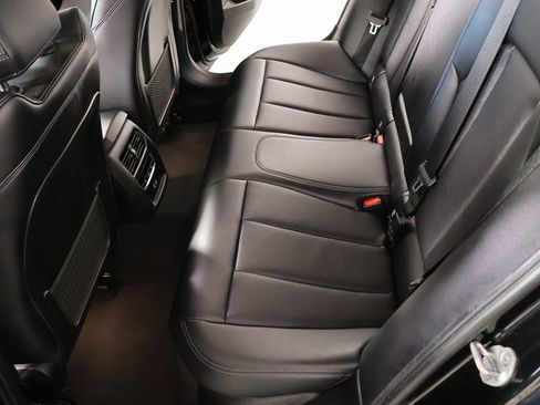 Used 2023 BMW 330i xDrive Sedan w/ Premium Package image 14