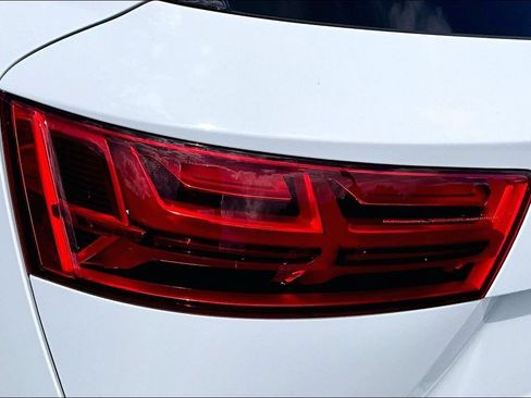 Used 2019 Audi Q7 3.0T Prestige AWD/4WD image 30