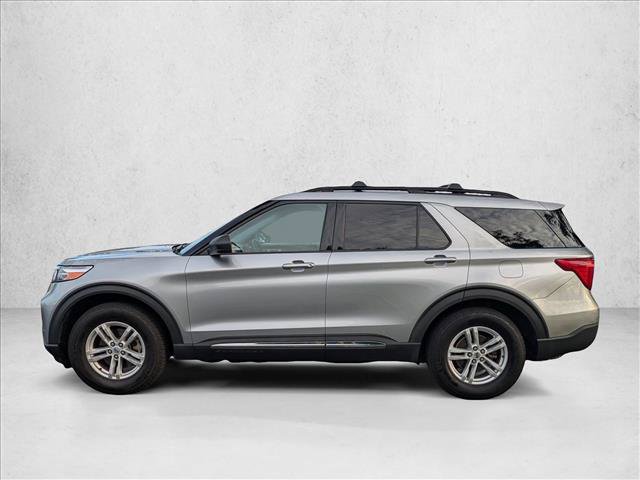 Used 2021 Ford Explorer XLT w/ Class III Trailer Tow Package AWD/4WD image 3