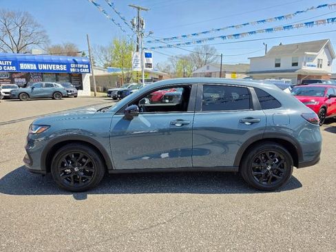 Used 2024 Honda HR-V Sport image 2