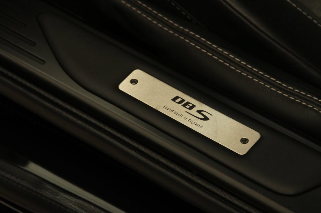 Used 2009 Aston Martin DBS Coupe RWD image 45
