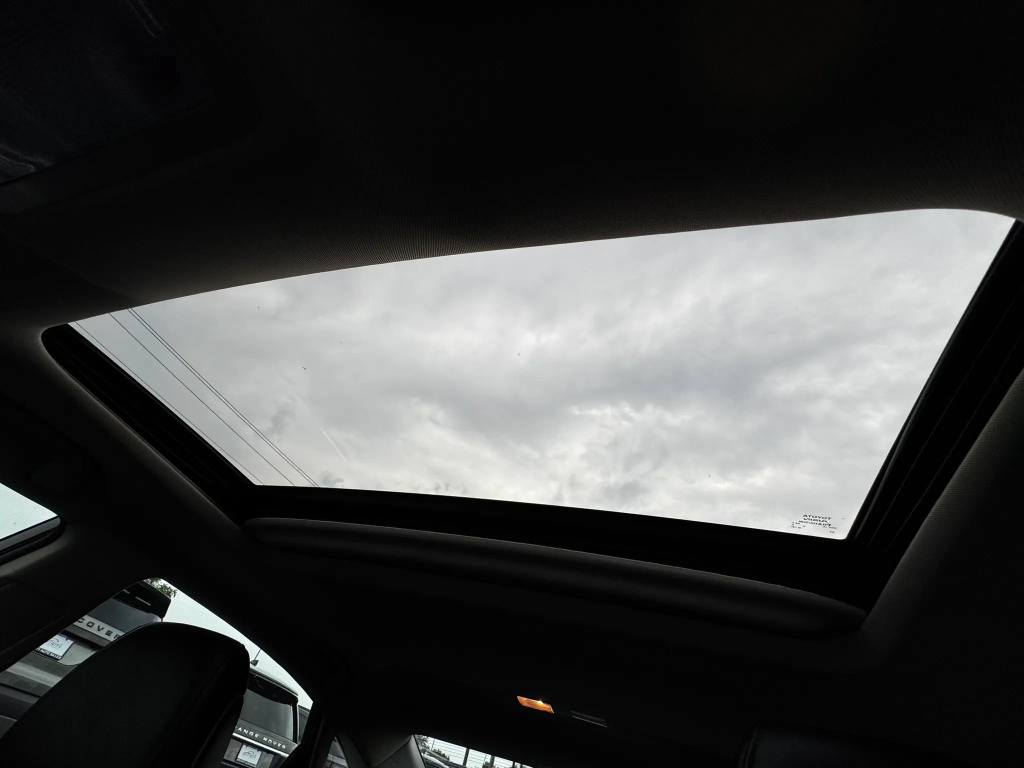 Used 2013 Toyota Avalon Limited w/ Technology Pkg FWD image 35