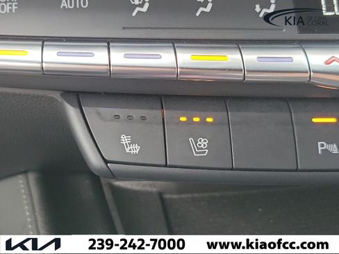 Used 2025 Cadillac CT4 Premium Luxury RWD image 29