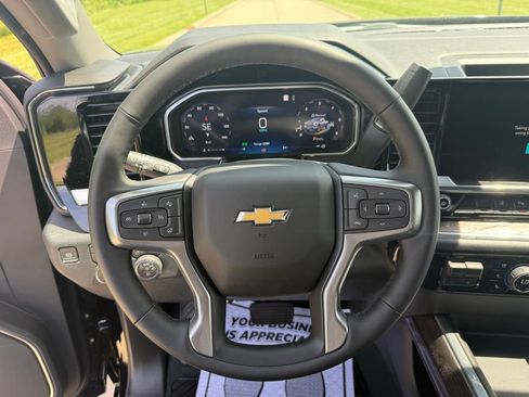 New 2026 Chevrolet Silverado 2500 LTZ w/ LTZ Convenience Package AWD/4WD image 33