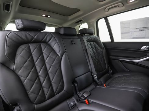 New 2026 BMW X7 xDrive40i image 34