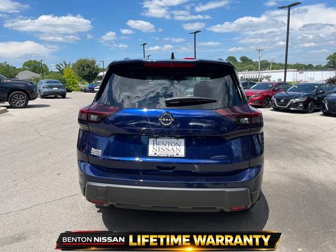 Used 2026 Nissan Rogue Dark Armor FWD image 8