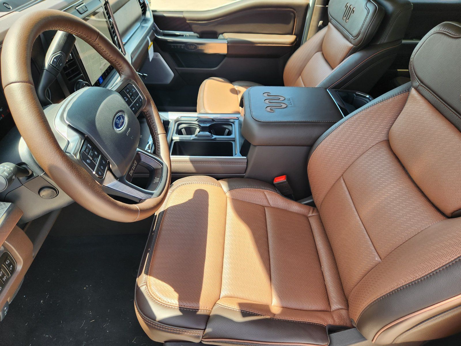 New 2026 Ford F250 King Ranch w/ Chrome Package AWD/4WD image 15