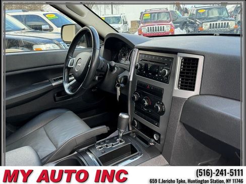 Used 2008 Jeep Grand Cherokee Laredo image 28