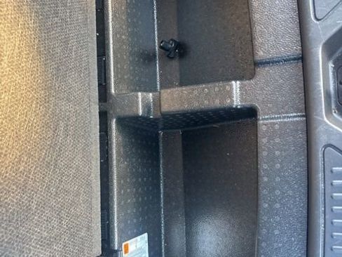 Used 2023 GMC Acadia SLE w/ Driver Convenience Package image 22