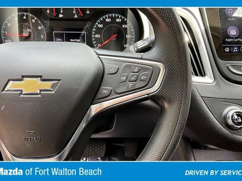 Used 2024 Chevrolet Malibu LT FWD image 11