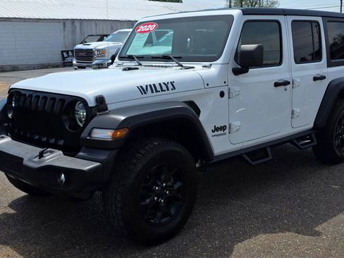 Used 2020 Jeep Wrangler Unlimited Sport AWD/4WD image 6