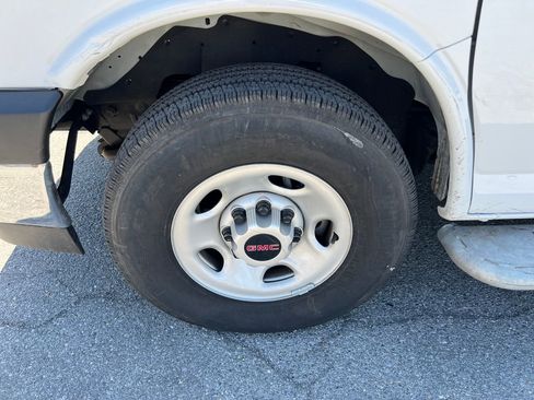 Used 2025 GMC Savana 2500 w/ Driver Convenience Package RWD image 20