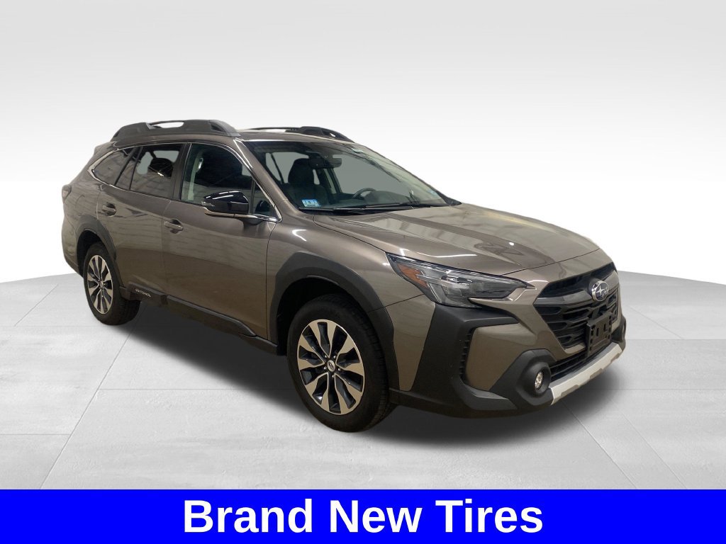 Used 2023 Subaru Outback Limited XT AWD/4WD image 5