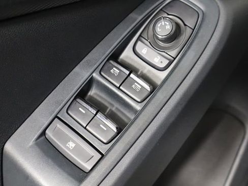 Used 2024 Subaru Crosstrek 2.0i Premium AWD/4WD image 20
