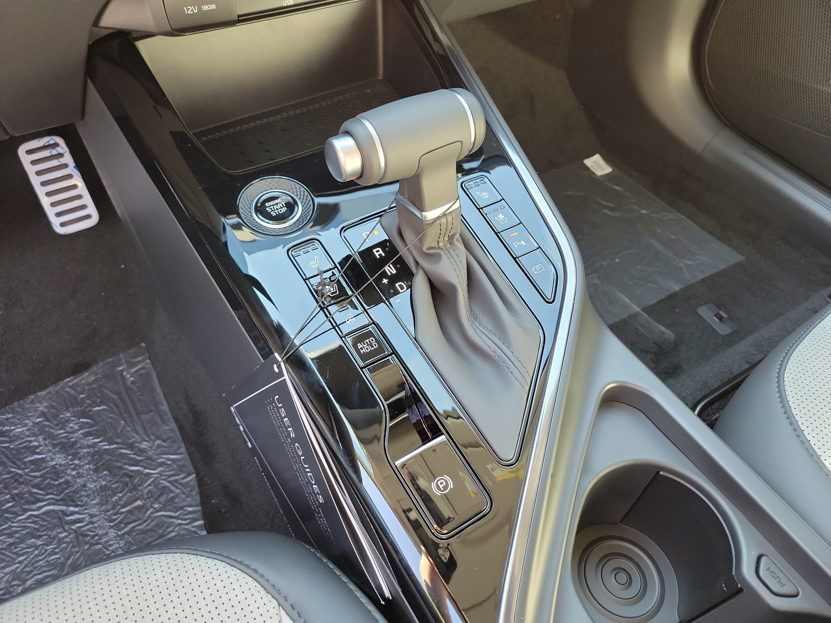 New 2026 Kia Niro SX Touring FWD image 21
