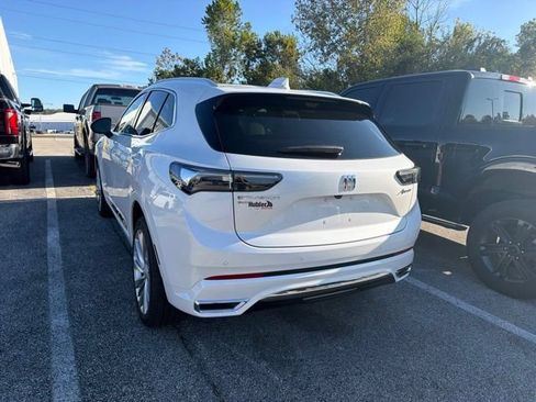 Used 2025 Buick Envision Avenir AWD/4WD image 5