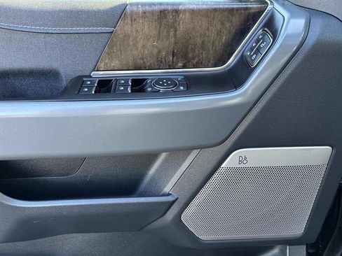 Used 2023 Ford F150 Lariat w/ Equipment Group 502A High image 19