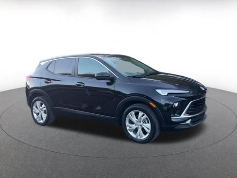 Used 2025 Buick Encore GX Preferred FWD image 2