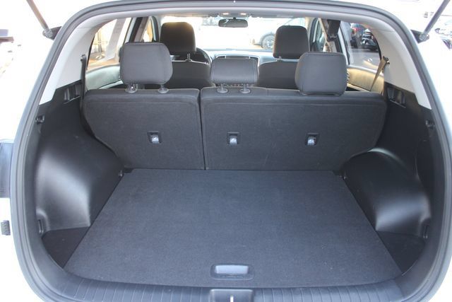 Used 2019 Kia Sportage LX FWD image 25