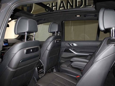 Certified 2023 BMW X7 xDrive40i w/ M Sport Package image 15