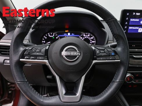 Used 2024 Nissan Altima 2.5 SV w/ SV Premium Package AWD/4WD image 10