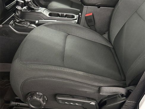 Used 2018 Jeep Wrangler Unlimited Sport S image 14