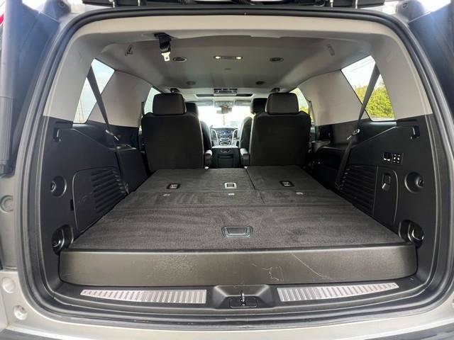 Used 2019 Cadillac Escalade Luxury AWD/4WD image 25